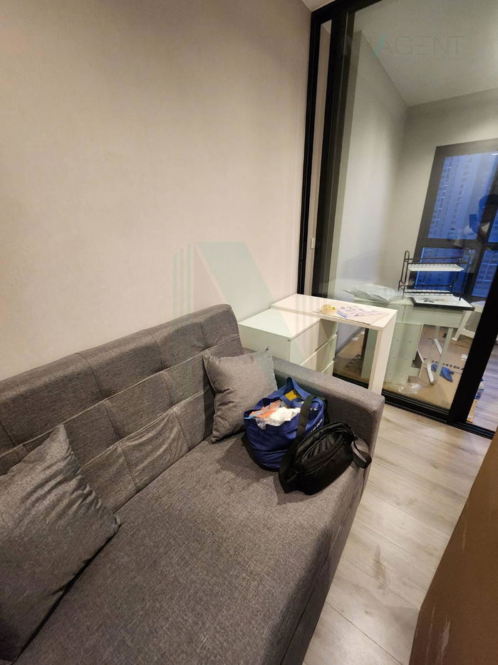 picture For Rent Condo THE POLITAN RIVE Building 1, Floor 29,1 bed room, Room size 24.00 sqm - 5/8