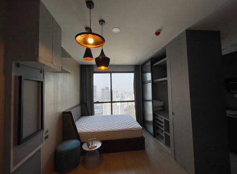 Condo for rent :ASHTON Chula-Silom( Samyan MRT  ) MK-02  line @livingbkk