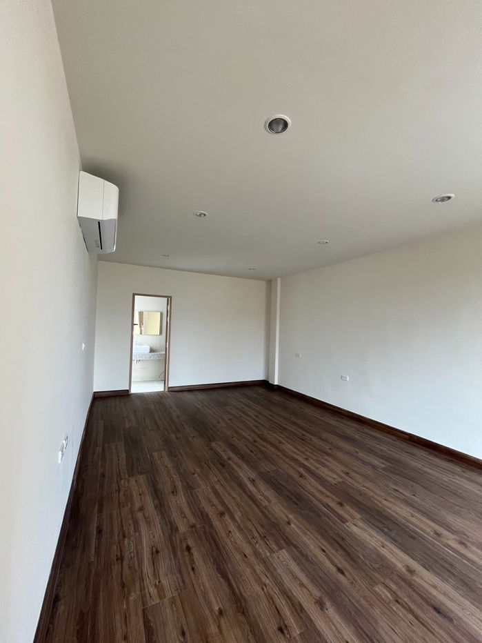 picture Townhouse for rent, 3 floors, Plum Watcharapol - Ekkamai - 15/21