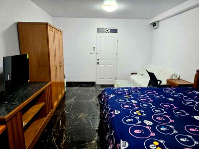 Condos for rent MRT Huai Khwang : For rent Supalai City Home Ratchadaphisek 10 (30 sq m.) Studio near MRT Huai Khwang