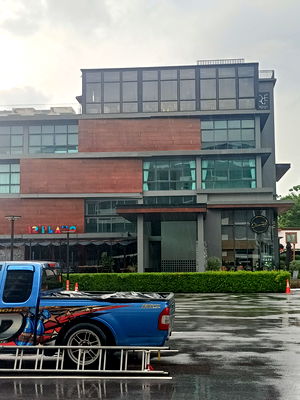 Retail spaces for rent Bangkok : 📢 URGENT RENTAL: PRIME 200 SQM COMMERCIAL SPACE IN BANGNA
