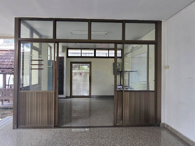 picture FOR RENT  OFFICE PROPERTY  125000 BAHT per MONTH - 18/29