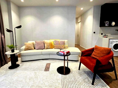 Condos for rent : Muniq Langsuan | Wonderful 2 Bed Luxury Condo in Chidlom - BR60662CD