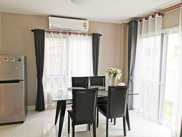 picture  A house for rent with 3 bedrooms, 3  toilets and 1 kitchen. - 9/13