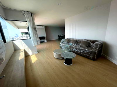 เช่าคอนโด รร.อัสสัมชัญ คอนแวนต์ สีลม : 🎊 ให้เช่าคอนโด สาทร การ์เด้นท์ อาคาร A ชั้น 37 3 ห้องนอน ขนาด 230.00 ตรม ใกล้ โรงพยาบาลกรุงเทพคริสเตียน