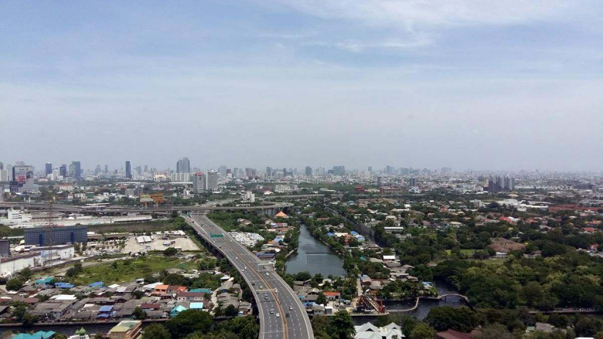 picture PFD-06185	Condo for Rent:  The Base Rama 9-Ramkhamhaeng Schedule a viewing ■ Line: @propertyfinder	 - 12/12