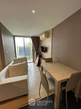 1-BR Condo at Klass Silom near BTS Chong Nonsi (ID 1504699)