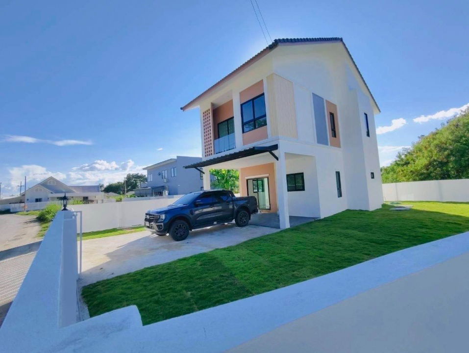 picture Two-storey detached house for sale  3 bedrooms 3 bathrooms and 2 parkings. - 18/20