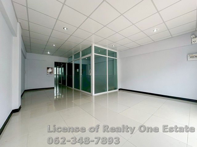 รูป ให้เช่า อาคารพาณิชย์ 3.5 ชั้น หลังมุม ติดถนนเมน หมู่บ้านประชาสุข เลคแอนด์มอลล์ แสมดำ พระราม 2 บางขุนเทียน - รูปที่ 2/9