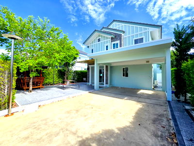 Houses for rent : For rent, single house Villaggio2 Srinakarin-Bangna, good condition house, beautifully decorated, with air purification system throughout the house