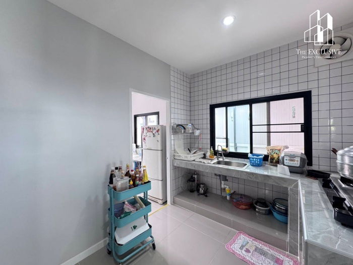 รูป ขายบ้านเดี่ยวรีโนเวทใหม่ทั้งหลัง โครงการเสรีเพลส พุทธมณฑลสาย 4 นครปฐม บ้านหลังใหญ่ โล่ง โปร่ง ไม่ติดใคร ให้ความเป็นส่วนตัวสูง - รูปที่ 18/18