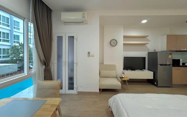 Condo for rent with   1 bedroom, 1 bathroom and   1 kitchen.   