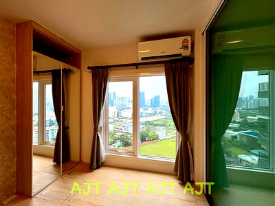 Condos for sale : Sell Chapter One Eco Huay Kwang