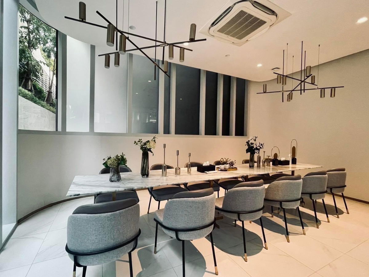 picture Chewathai Residence Thonglor Tropical Green + Iconic White - 14/18