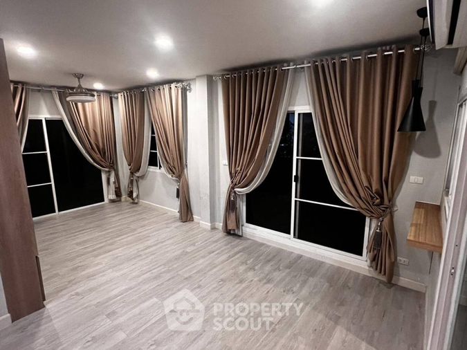 4-bed house for sale, 164 sqm, 60.9 sq wah, Centro Ramintra 109