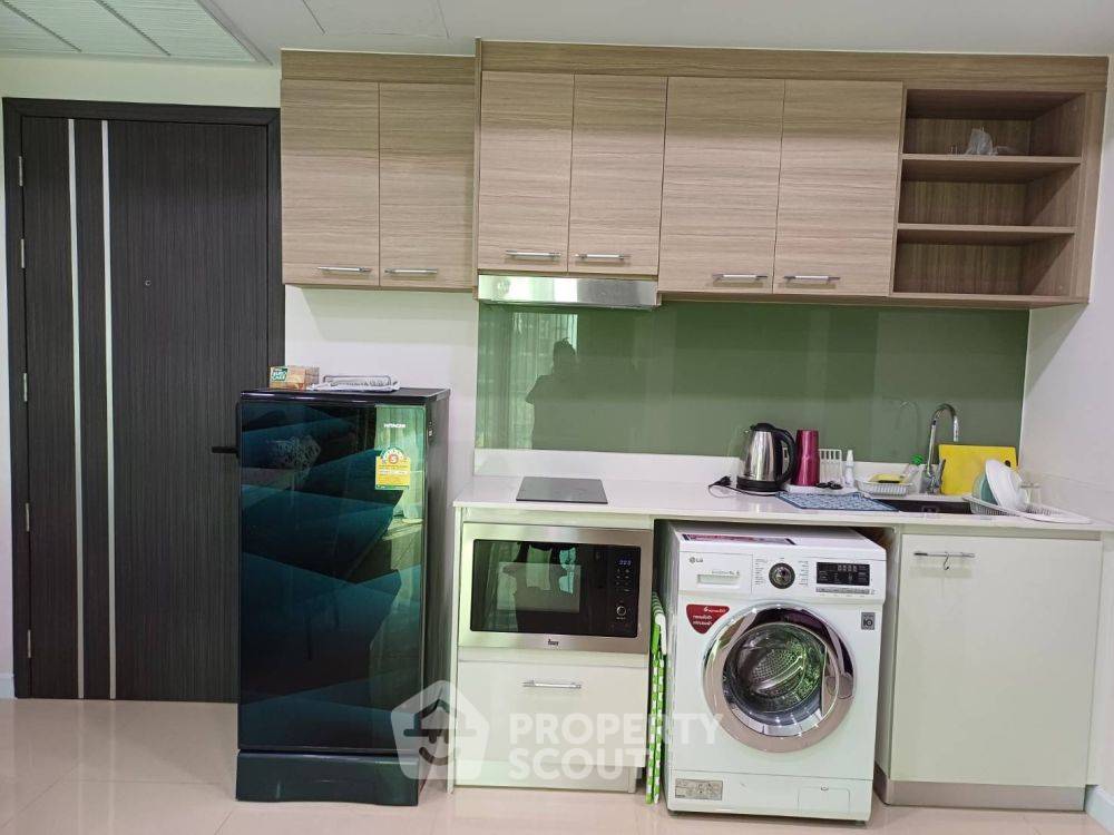 picture 1-BR Condo at Dusit Grand Condo View close to Jomtien Beach (ID 2143477) - 7/9