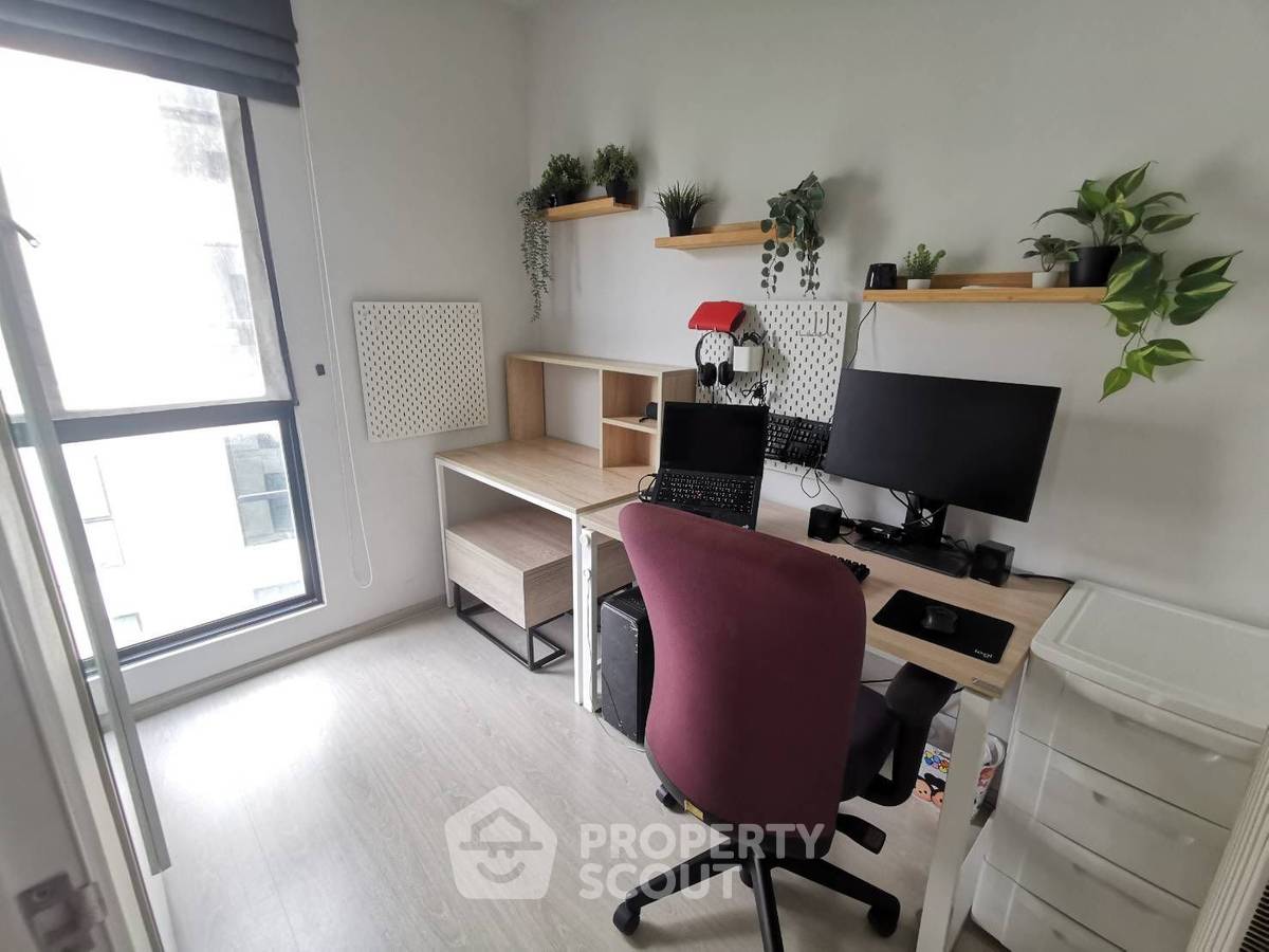 picture 2-BR Condo at Unio Sukhumvit 72 near BTS Bearing (ID 2353389) - 3/11