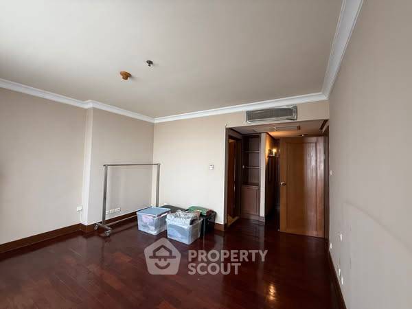 picture 2-BR Condo at Sailom Suite near BTS Sena Nikhom (ID 2353496) - 3/7