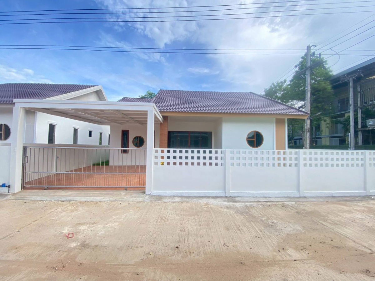 picture Single-storey detached house for sale  3 bedrooms 2 bathrooms and 1 parking. - 1/14