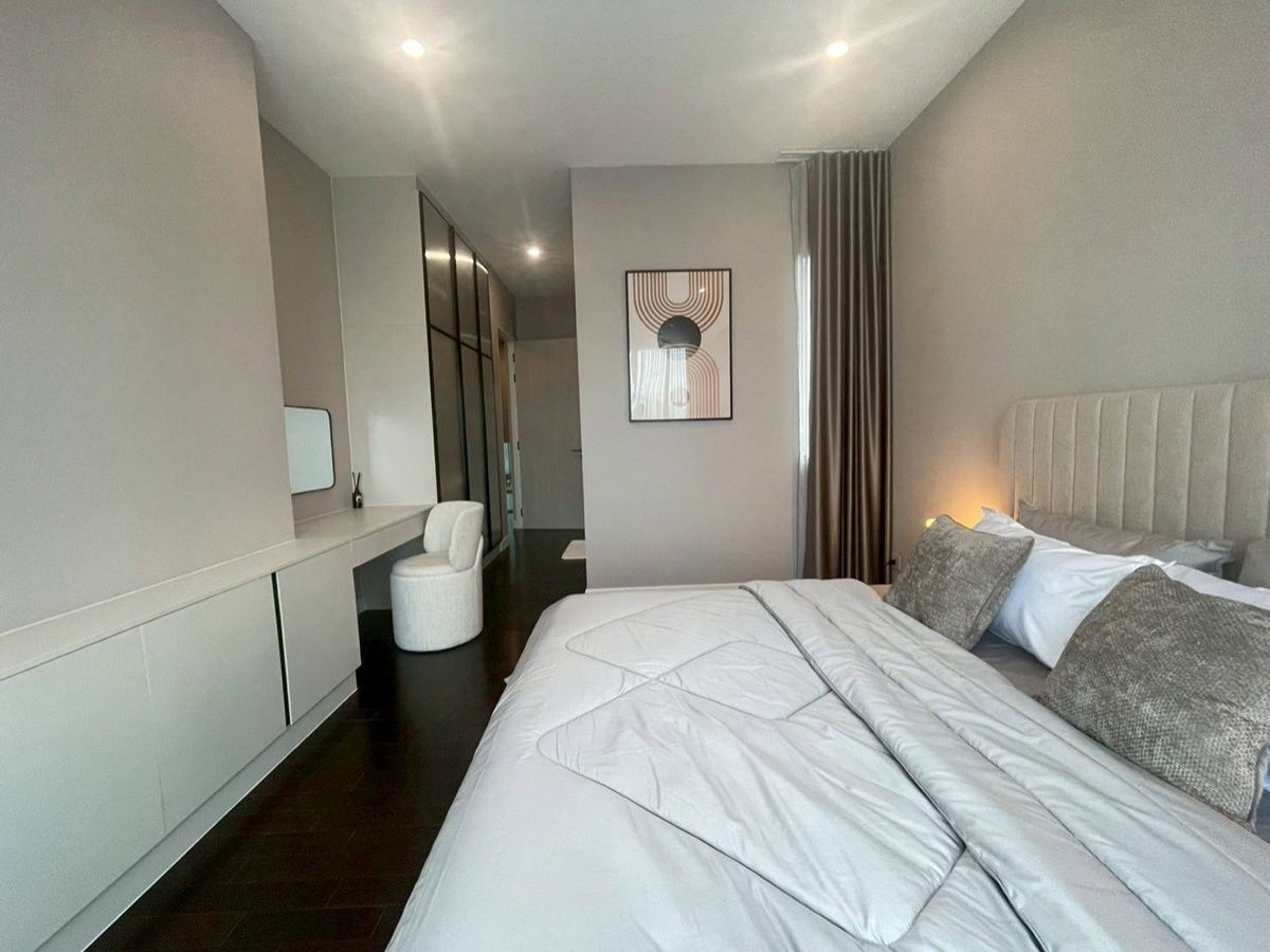 รูป ให้เช่า บ้านหรู Pool Villa The Honor โยธินพัฒนา 5 ห้องนอน ใกล้ CDC แปลงมุม วิวสวน - รูปที่ 13/17