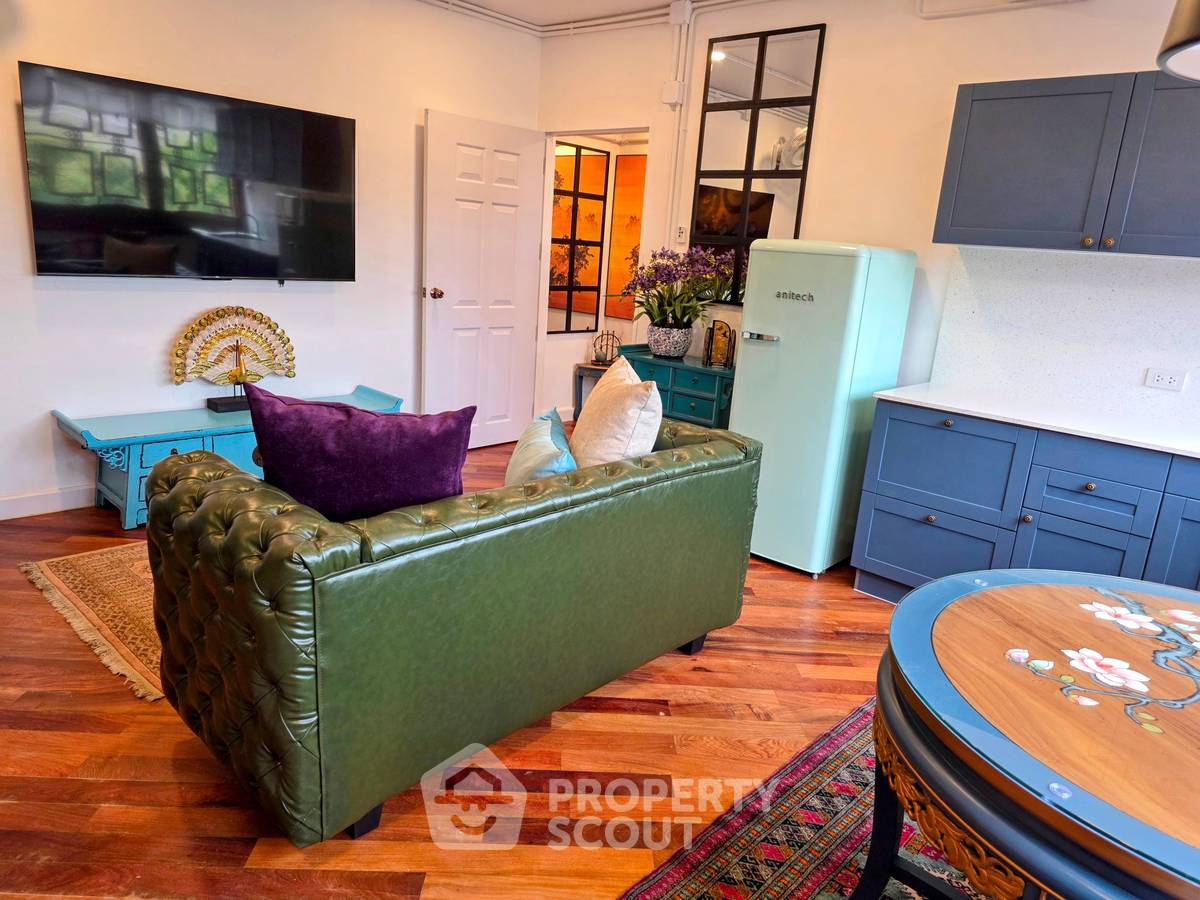 picture 2-BR Condo at Sribumpen Condo Home near MRT Khlong Toei (ID 2350936) - 6/22