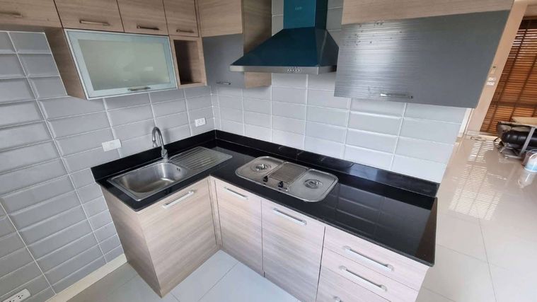3-bed townhouse for rent, 170 sqm, 22 sq wah, The Private Sukhumvit - Bangchak