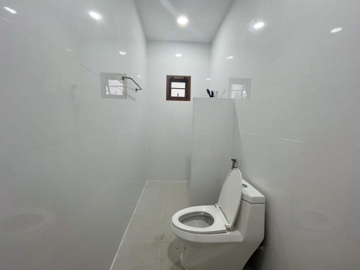 picture Single-storey detached house for sale  3 bedrooms 2 bathrooms and 1 parking. - 12/14
