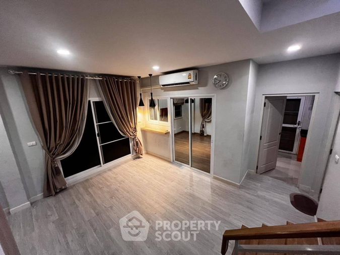 4-bed house for sale, 164 sqm, 60.9 sq wah, Centro Ramintra 109