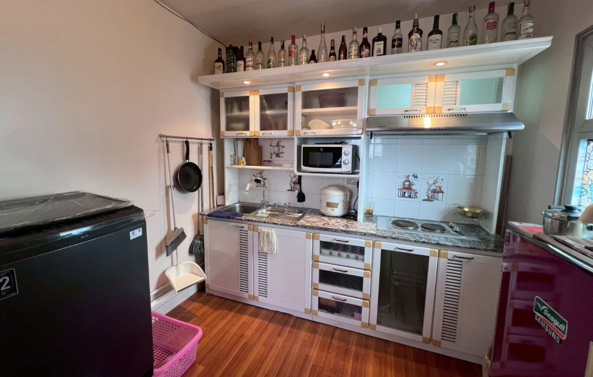 picture Lakeview Condominium Riviera 3 - 10/13
