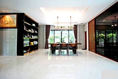 Houses for rent Siam University : 🏡 Luxury Garden View Home for Rent | Grand Bangkok Boulevard Sathorn