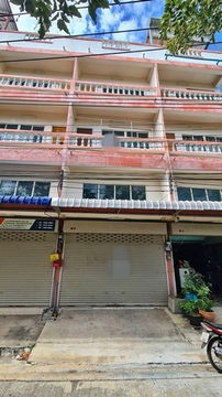 FOR SALE  COMMERCIAL BUILDING PROPERTY  1500000 BAHT.