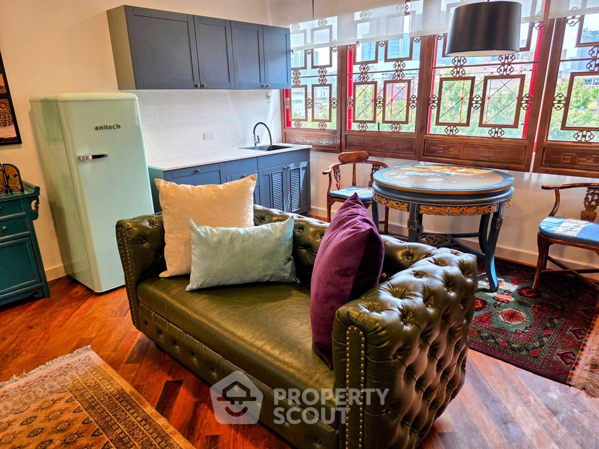picture 2-BR Condo at Sribumpen Condo Home near MRT Khlong Toei (ID 2350936) - 5/22