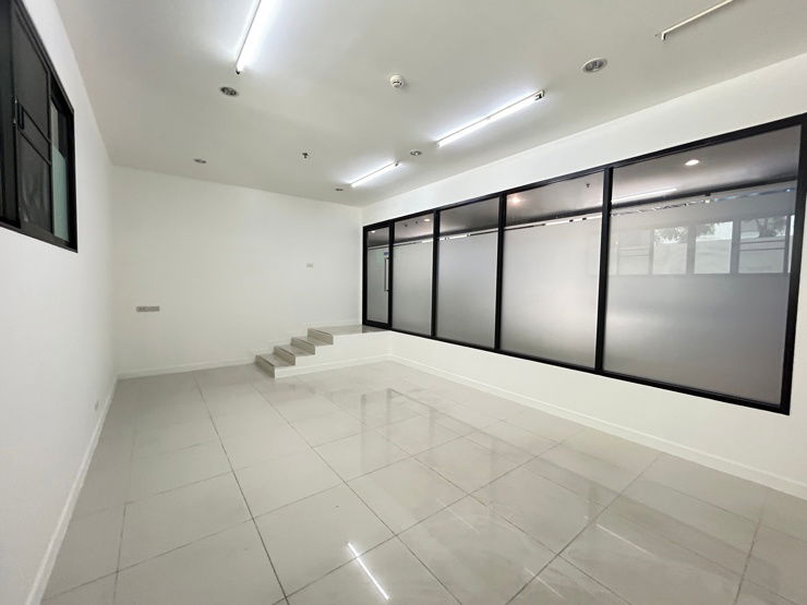 รูป ให้เช่า Shop ร้านค้า คอนโด ธนา แอสโทเรีย ชั้น 1 Thana Astoria ขนาด 31.60 ตร.ม. ติด Mrt บางยี่ขัน ใกล้ร.พ.ศิริราช,ร.พ.วชิระ,ม.ธรรมศาสตร์ ท่าพระจันทร์ - รูปที่ 3/10