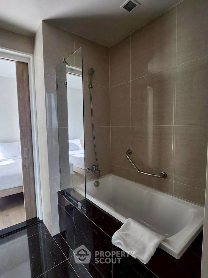 picture 2-BR Condo at Park Origin Phrom Phong near BTS Phrom Phong (ID 2350939) - 13/17