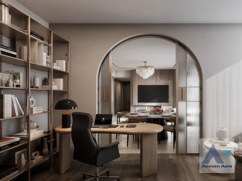 picture 🔼🔽 AccomA 📩  3 BR Condominium @The Embassy Wireless (AA42894) - 2/4