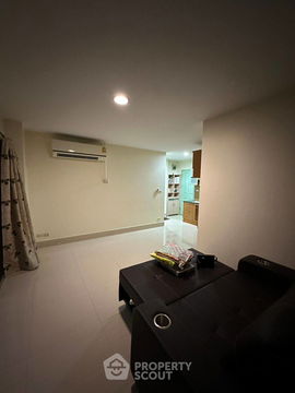 คอนโด 2-ห้องนอน ที่ เดอะ พาร์คแลนด์ บางนา ใน บางนาเหนือ (ID 2353589)