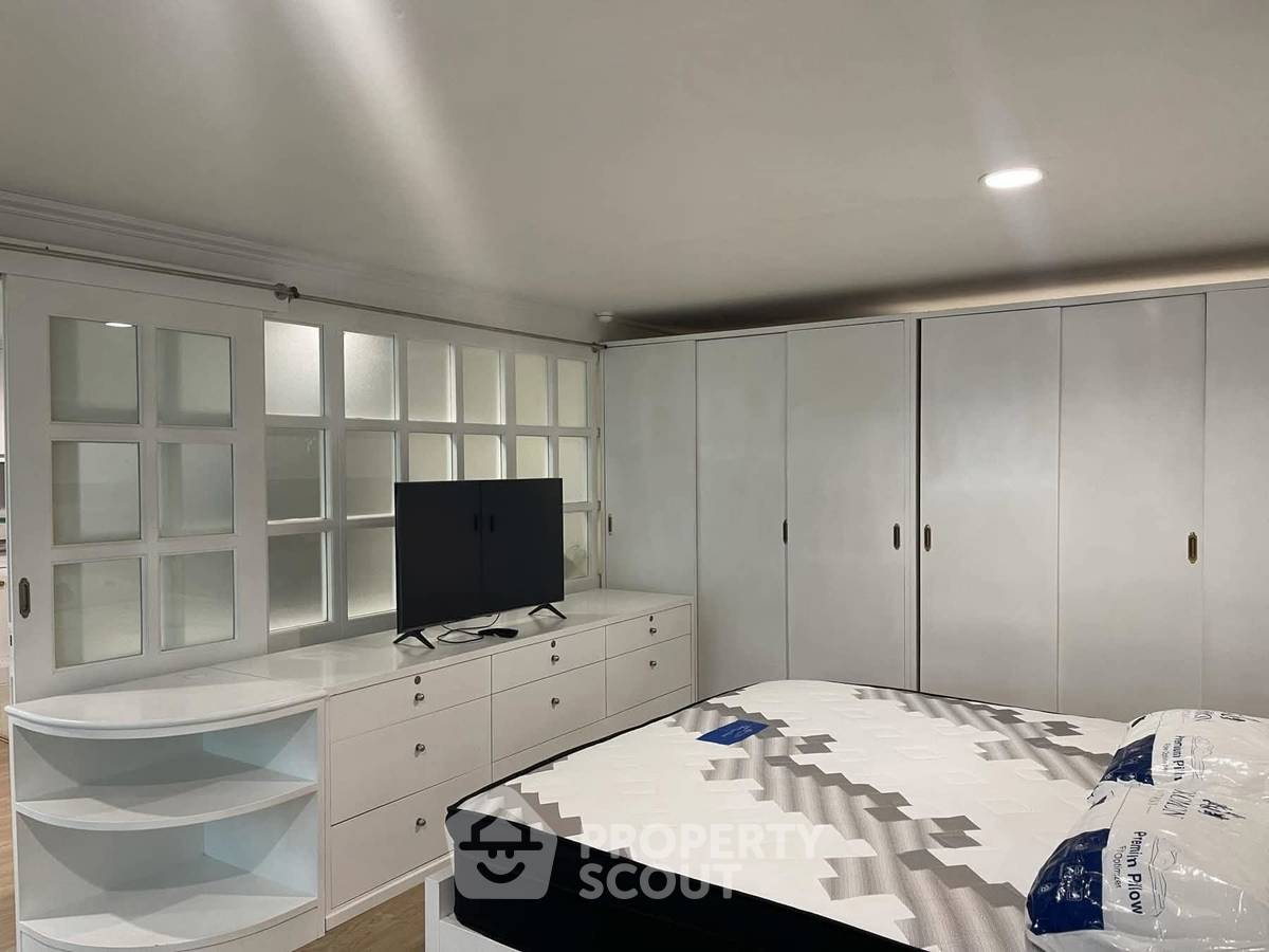 รูป คอนโด 2-ห้องนอน ที่ ไดมอนด์ ทาวเวอร์ คอนโดมิเนียม ใกล้ BTS ช่องนนทรี (ID 2354030) - รูปที่ 9/10