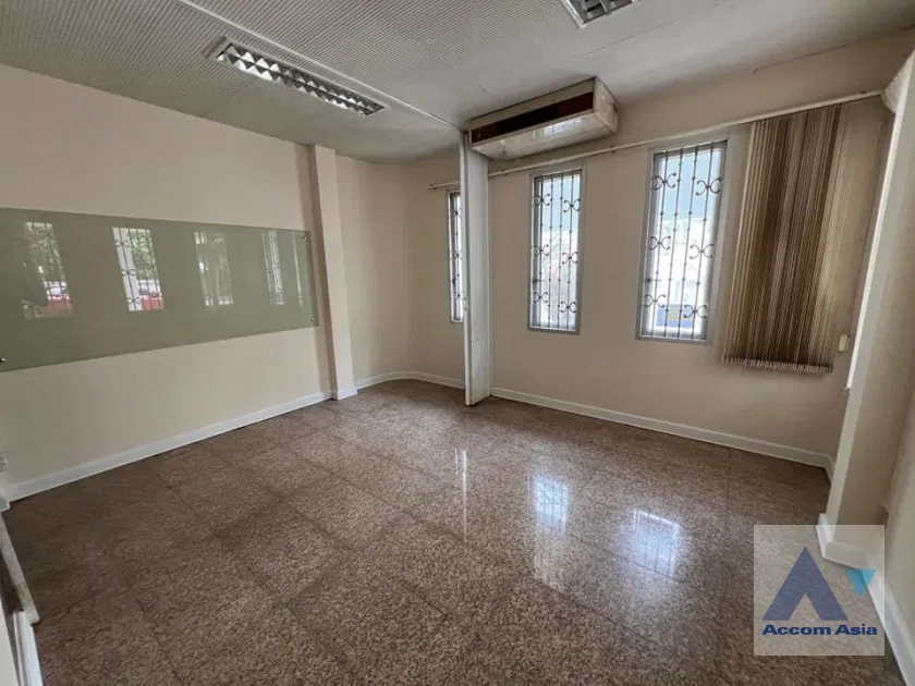 picture 🔼🔽 AccomA 📩  4 BR House in Chong Nonsi (AA39038) - 9/10