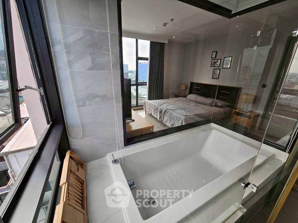 picture 2-BR Condo at Rhythm Ekkamai near BTS Ekkamai (ID 2353722) - 8/24