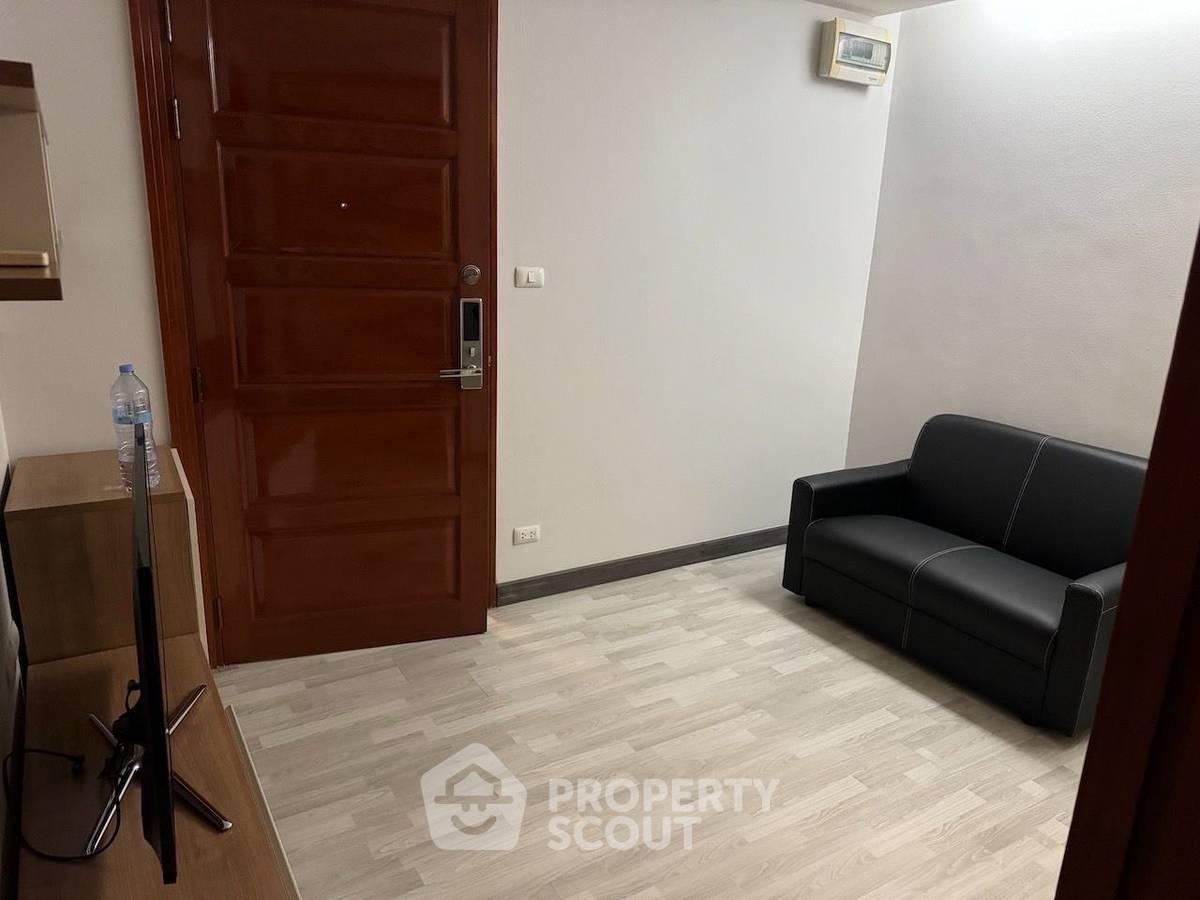 picture 1-BR Condo at Emerald Residence Ratchada near MRT Huai Khwang (ID 370929) - 7/7