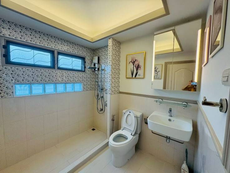 picture Single house for rent, Sarawan Ville, Chaengwattana, Nonthaburi near Central, entrance to MRT Pak Kret-Chaengwattana 28, fully furnished - 4/8