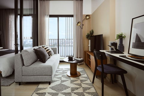 🔥ขายดาว์น ราคาดี ห้องสตูดิโอ กั้นเป็นสัดส่วน คอนโดใหม่ ติดแม่น้ำ วิวดี ทำเลดีๆ ใกล้พระราม 3 ,สาทร,Terminal 21 พระราม 3 @ Nue Riverest Ratburana