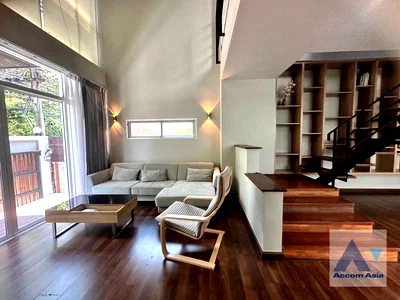 เช่าบ้านเดี่ยว MRT สุขุมวิท : 🔼🔽 AccomA 📩  3 BR House in Khlong Tan Nuea (1712120)