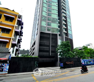 Condos for sale New Petchburi Road Bangkok : 2-BR Condo at The Alcove Thonglor 10 near BTS Thong Lor (ID 593700)