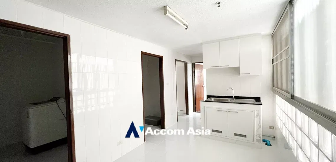 รูป 🔼🔽 AccomA 📩  3 BR Condominium @Sathorn Park Place (27038) - รูปที่ 9/20