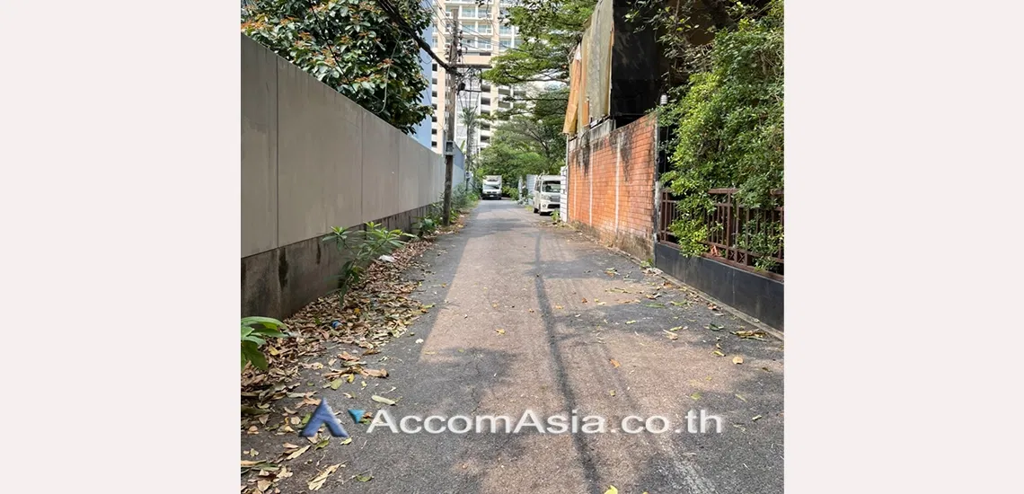 รูป 🔼🔽 AccomA 📩 Home Office 3 BR House in Khlong Toei Nuea (1718377) - รูปที่ 3/3