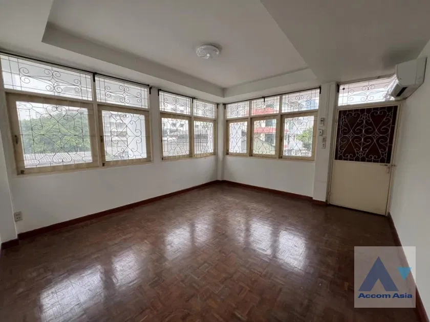 picture 🔼🔽 AccomA 📩  4 BR House in Chong Nonsi (AA39038) - 6/10
