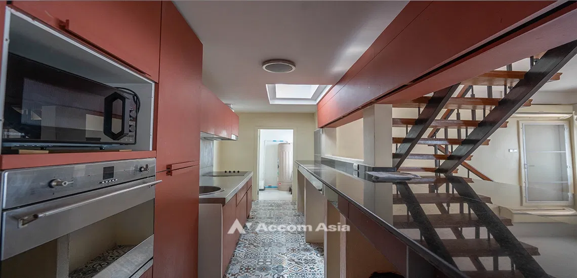 picture 🔼🔽 AccomA 📩 Pet friendly 5 BR House in  Lumphini (AA30969) - 7/19