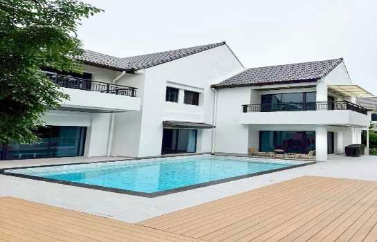 picture Single house for rent, Casa Nichada Thani, 500 sq m., 200 sq wa., 4 bedrooms, 4 bathrooms, with private swimming pool, near ISB. - 1/9