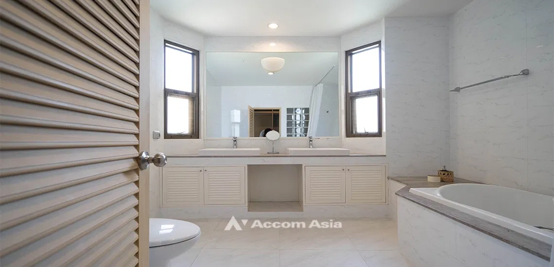 รูป 🔼🔽 AccomA 📩 Pet friendly 4 BR House in Klong Tan (AA31765) - รูปที่ 17/19